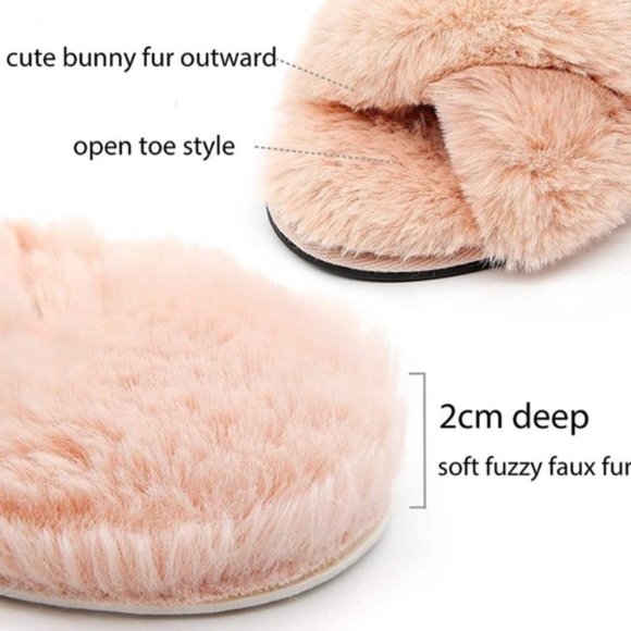 Pretty,White Faux Fur Slide Slippers - Picture 3 of 4